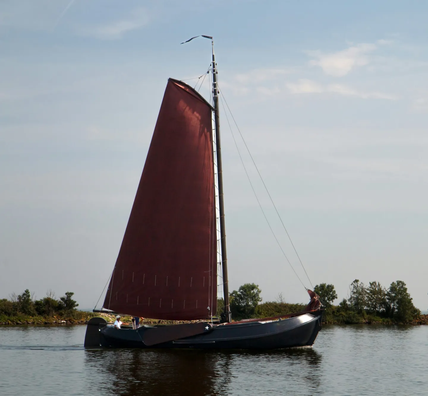 Boot bij Enkhuizen